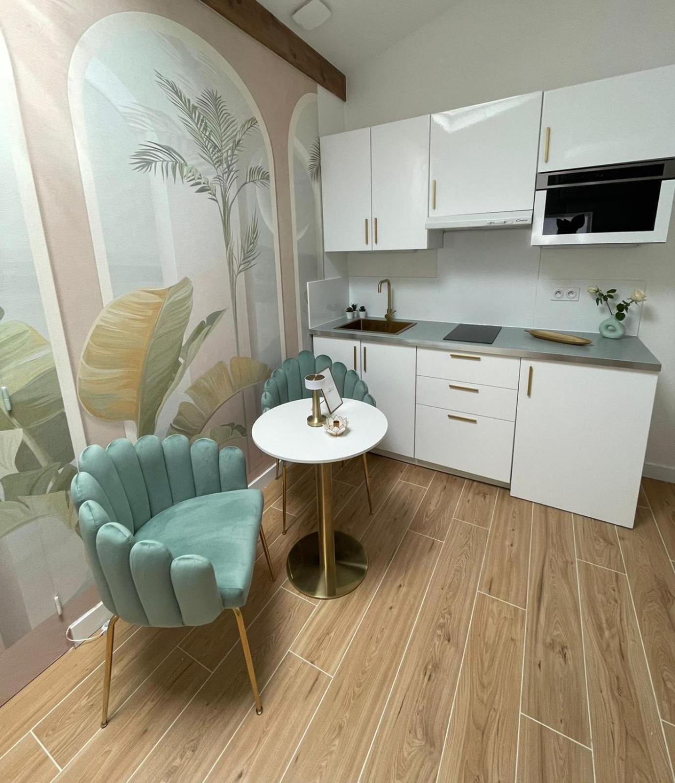 Moments Loft & Spa Paris مونتيسو المظهر الخارجي الصورة